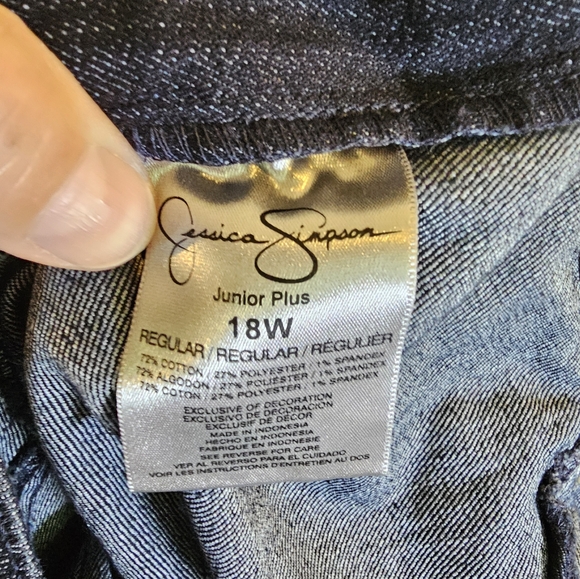 Jessica Simpson Jr Plus 18W Jegging Jeans - Picture 4 of 8